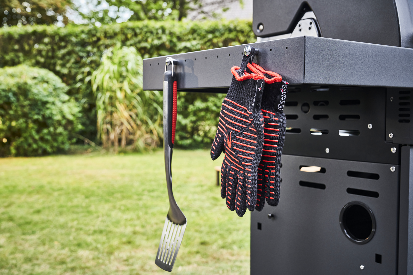 2 crochets GEAR TRAX® pour une meilleure organisation